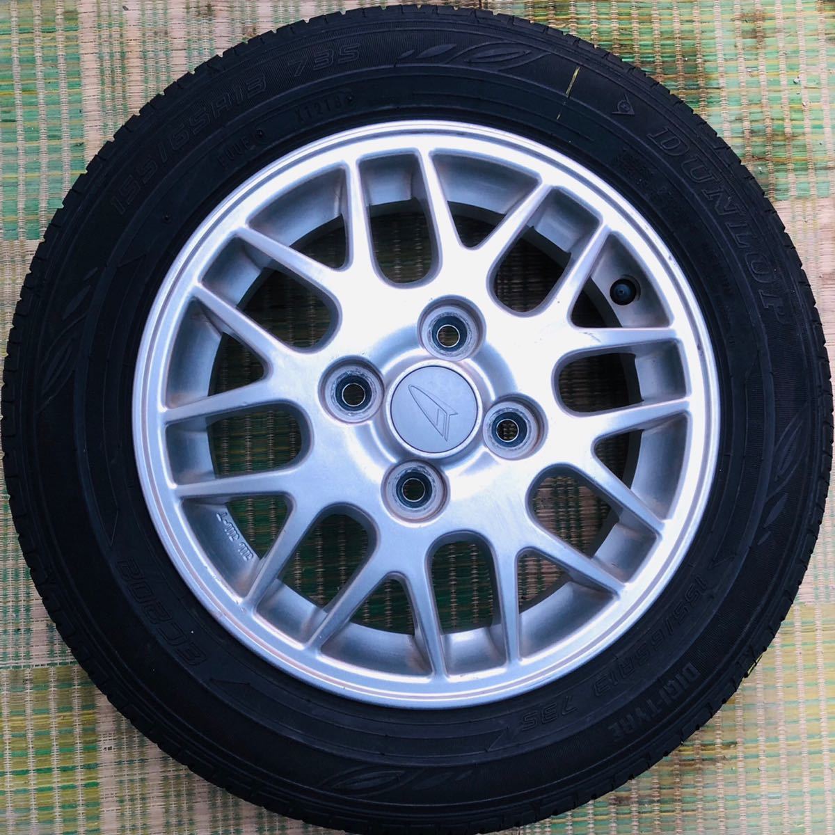 バリ山。DAIHATSU 純正 13×4.5J +45 4H 100 DUNLOP 155/65R13 ラジアル 