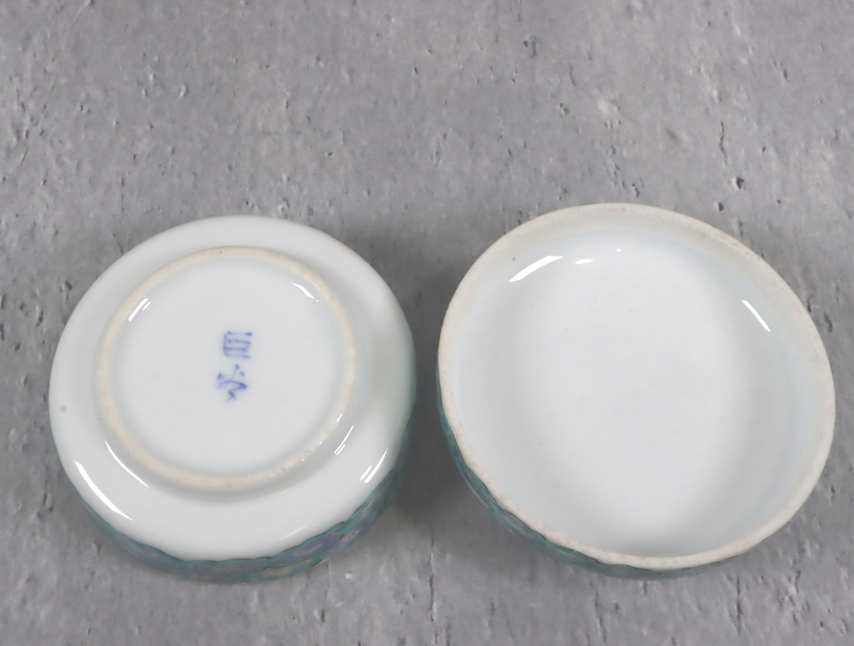 茶道具 香合 共箱 菊花浮上七宝紋 平戸巨谷造 古美術 細密細工