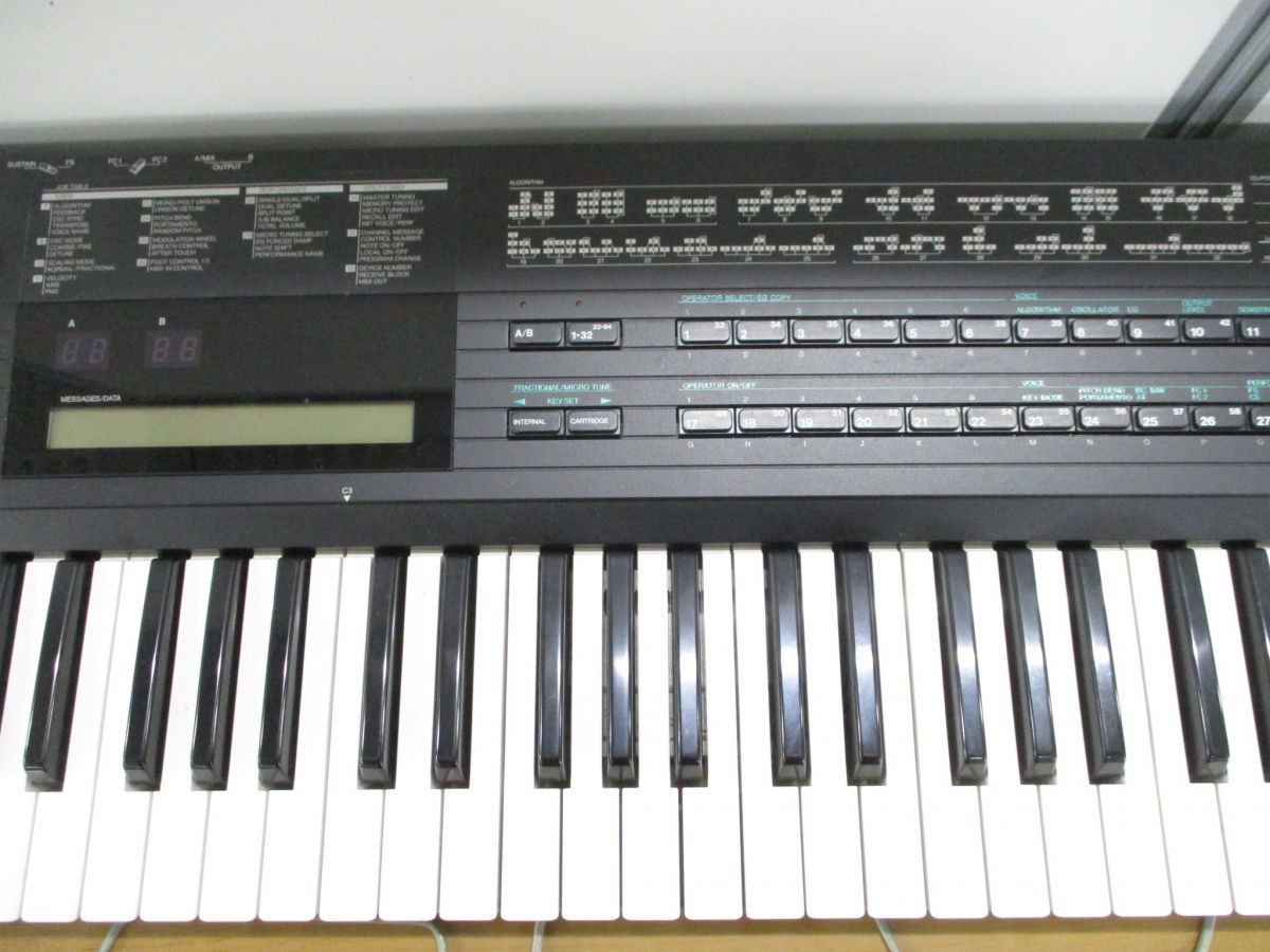 同梱不可】YAMAHA DX7II-D/シンセサイザー/通電確認済み/機材/鍵盤/FM