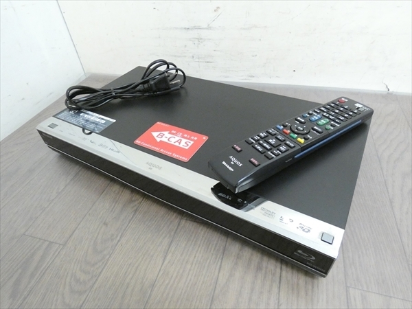シャープブルーレイレコーダー BD-W560 14年製 オシャレ／2番組同時