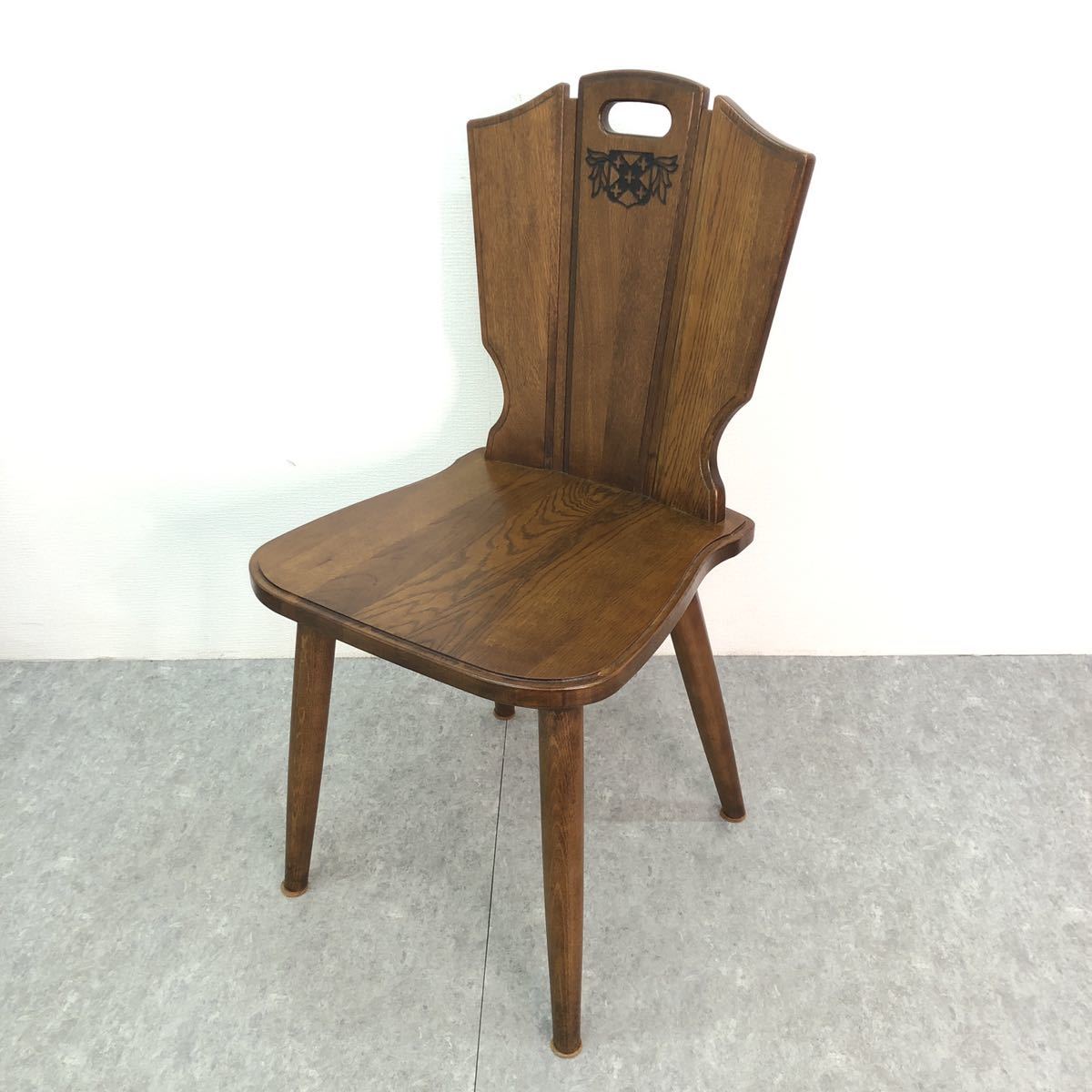  オールドカリモク karimoku RUSTIC ルスティック ダイニングチェア 1脚 オーク材 焼印 紋章入り カントリー 木製 Chair 21111405(カリモク家具)｜売買されたオークション情報、yahooの商品情報をアー カリモク家具