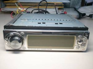 作動OK リアAUX端子付 Panasonic CQ-DFX572 CD-R/RW/MP3対応