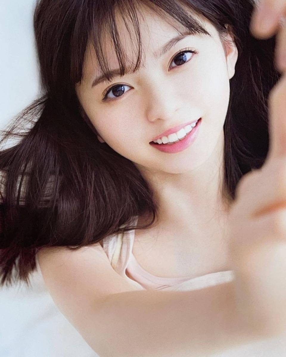 乃木坂46 齋藤飛鳥 4P L版10枚 高画質 美品(乃木坂46)｜売買された
