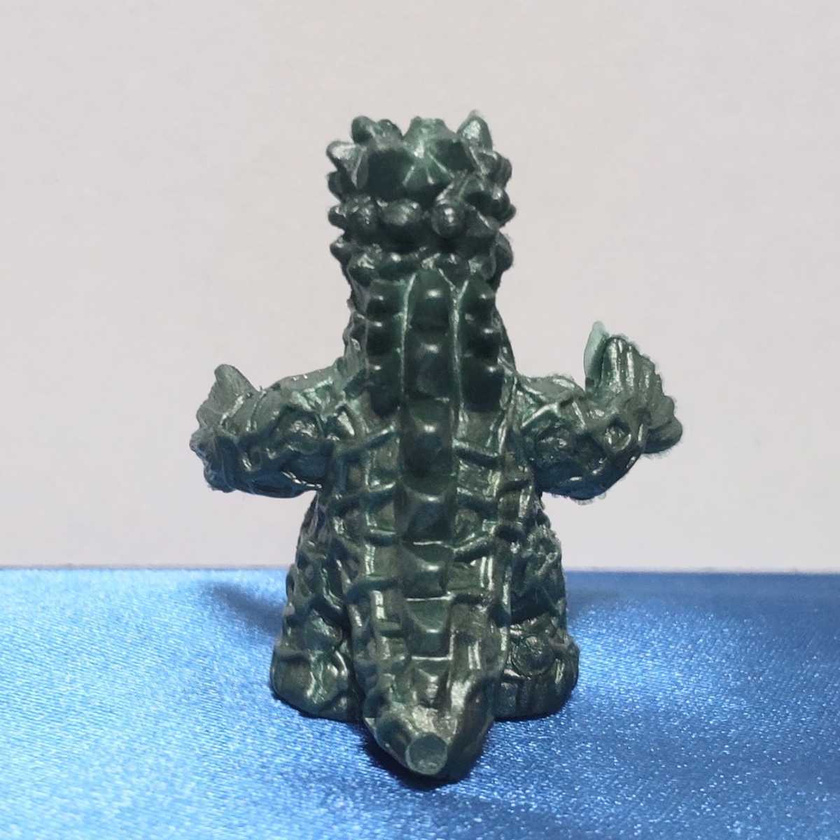 ▽▽ウルトラマン怪獣消しゴム スペクター（グリーンメタリック