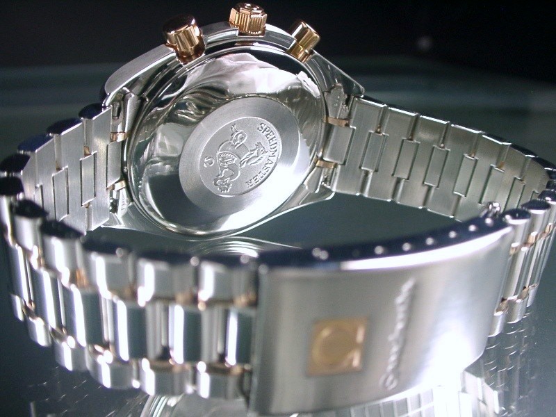 本物 激レア Omega オメガ スピードマスター 18金ピンクゴールド ブラック クロノグラフ 7750 稼動品 保証 超 デイト 売買されたオークション情報 Yahooの商品情報をアーカイブ公開 オークファン Aucfan Com