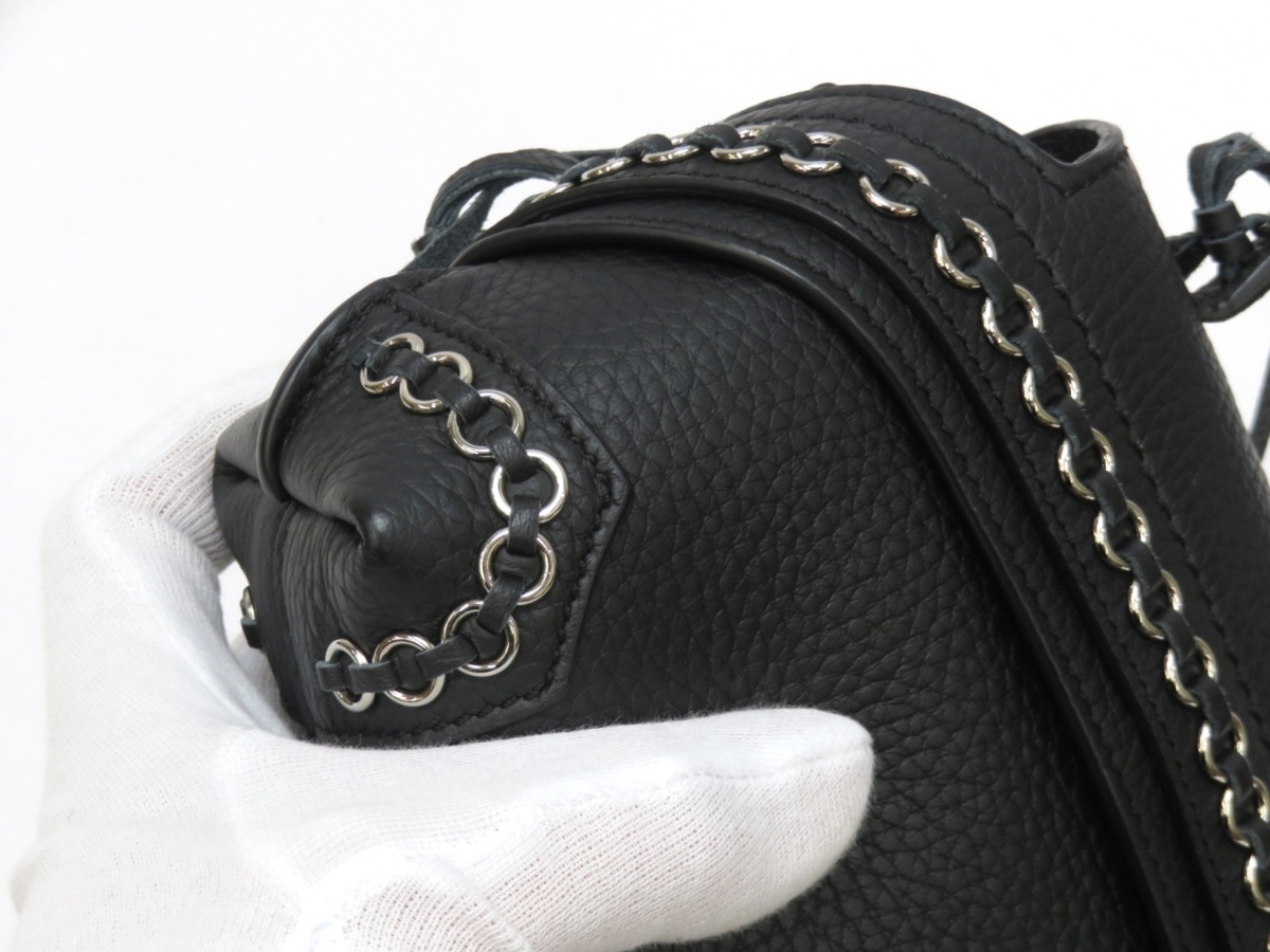 新同】 TOD'S トッズ ウェーブ マイクロ ミニ ショルダー 2WAY 新同】 TOD'S トッズ ウェーブ マイクロ ミニ ショルダー 2WAY