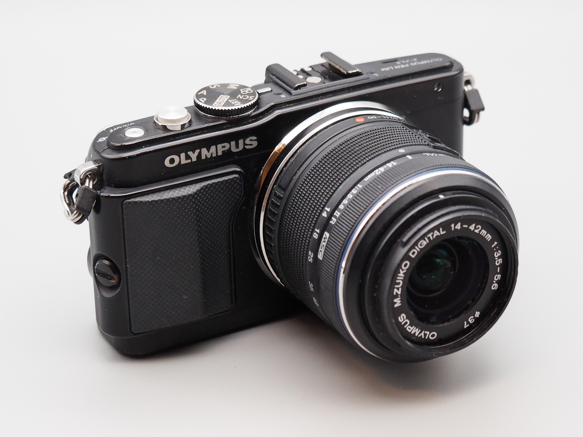 E-PL5 Olympus PEN Camera Mirrorless Digital 14-42mm Lite with Lens