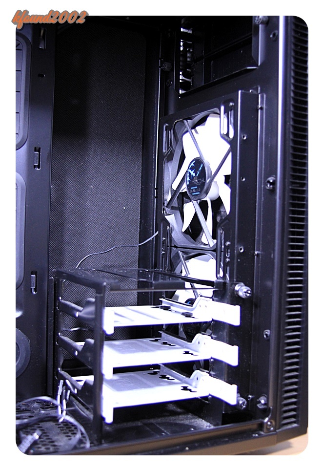 Define R5 Windowシリーズ | Fractal Design ミドルタワー型PC