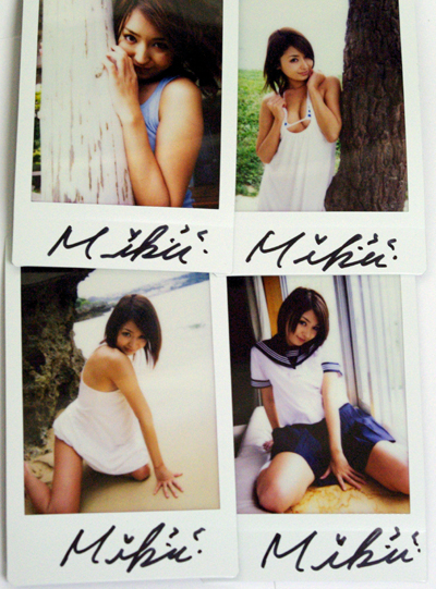 可憐美女 長谷川ミク 直筆サイン入りチェキ付き は行 売買されたオークション情報 Yahooの商品情報をアーカイブ公開 オークファン Aucfan Com