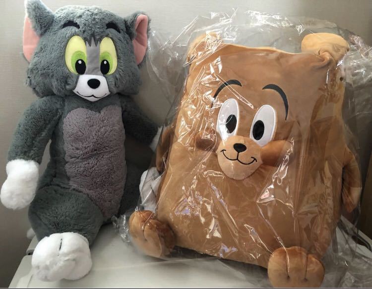 Happyくじ トムとジェリー ラストスペシャル賞 ジェリー 大きいぬいぐるみクッション アミューズメント景品bigトム トム ジェリー 売買されたオークション情報 Yahooの商品情報をアーカイブ公開 オークファン Aucfan Com