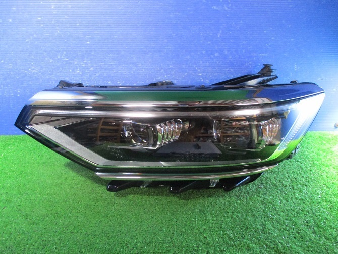 管理№12071　ＶＷ　パサート　３Ｃ系　３Ｇ２　後期　純正　ＬＥＤ　左ライト　 VW パサート フォルクスワーゲン ニュース - パサートヴァリアント（フォルクスワーゲン）の中古車を探す