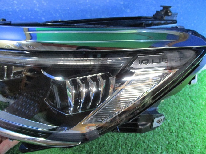 管理№12071　ＶＷ　パサート　３Ｃ系　３Ｇ２　後期　純正　ＬＥＤ　左ライト　 VW パサート フォルクスワーゲン ニュース - パサートヴァリアント（フォルクスワーゲン）の中古車を探す