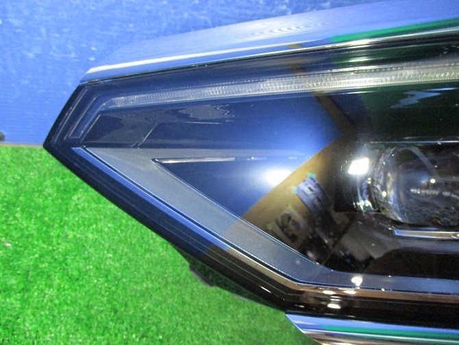 管理№12071　ＶＷ　パサート　３Ｃ系　３Ｇ２　後期　純正　ＬＥＤ　左ライト　 VW パサート フォルクスワーゲン ニュース - パサートヴァリアント（フォルクスワーゲン）の中古車を探す