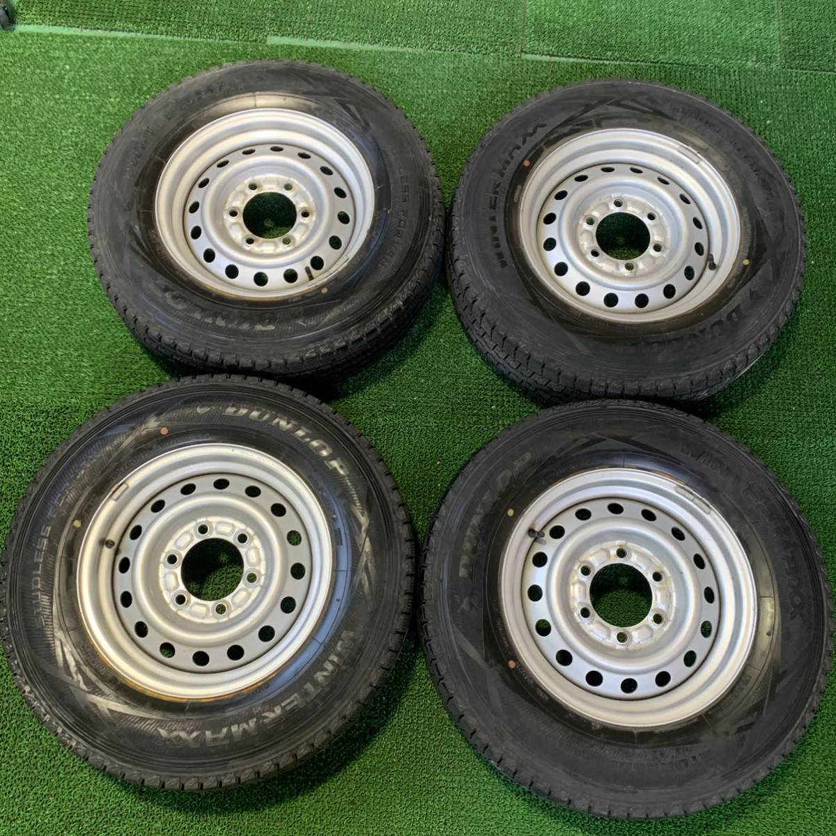 高品質，正規品 ダンロップ WINTER MAXX SV01 バリ山195/80R15 107/105L LT スチール 6J 6穴 139.7 +33 106mm ハイエース 等 A 112(その他)｜売買されたオークション情報、yahooの商品情報をアーカイブ公開 - オークファン その他