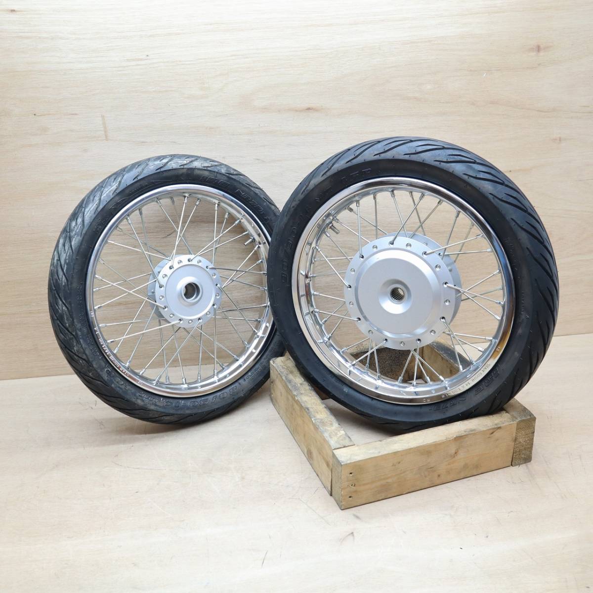  タイホンダ スクーピー110i 純正 ホイール 前後セット メッキ スポーク 14&times;1.85 SIAM GOSHI 211204MK001(ホンダ用)｜売買されたオークション情報、yahooの商品情報をアーカイブ公開 - オークファン ホンダ用