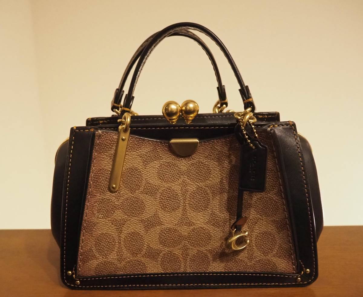 美品【COACH】コーチ ☆レアなシグネチャー・キスロック2wayバッグ 