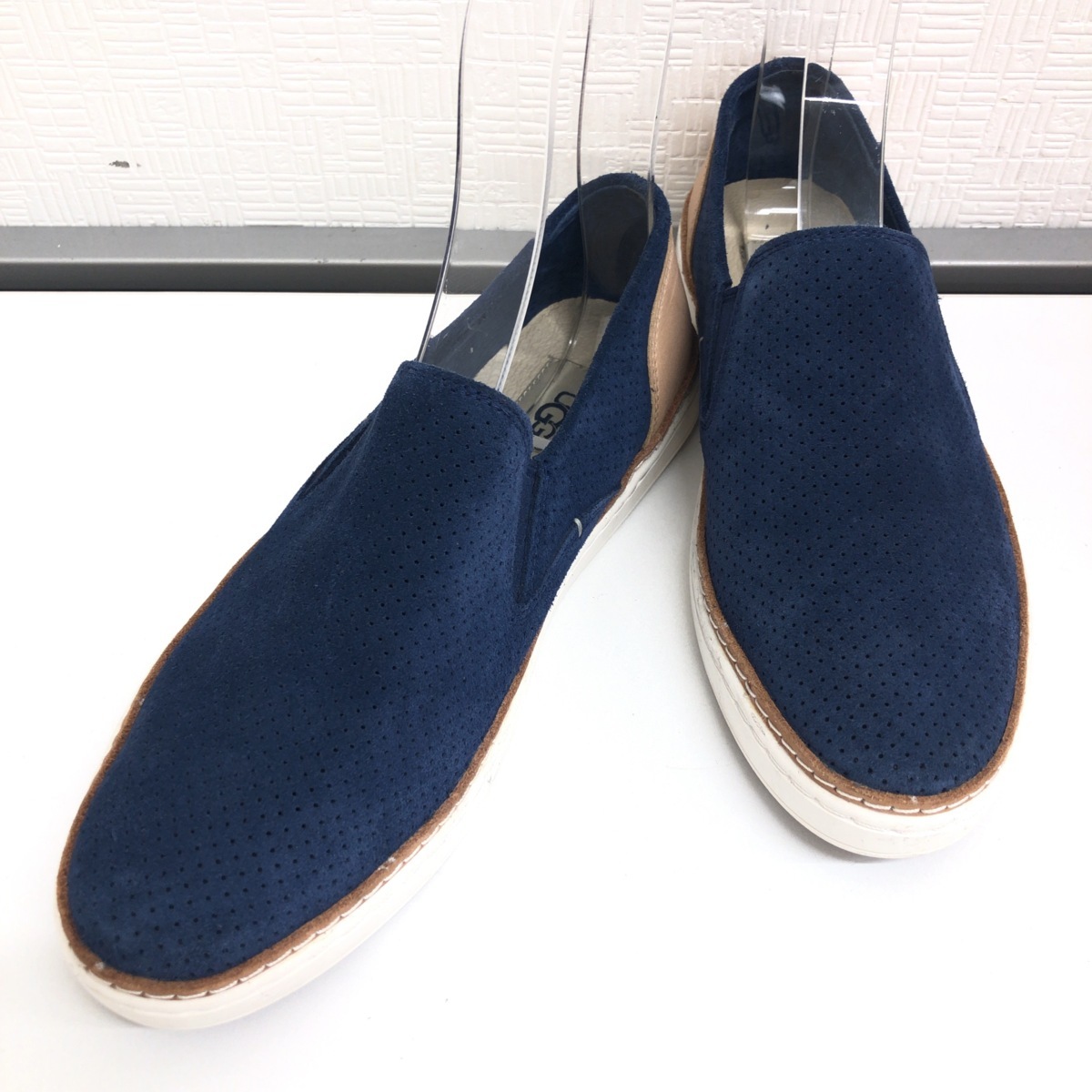 ○UGG アグ アドリー パーフ スリッポン 24.0cm 濃紺 ネイビー 