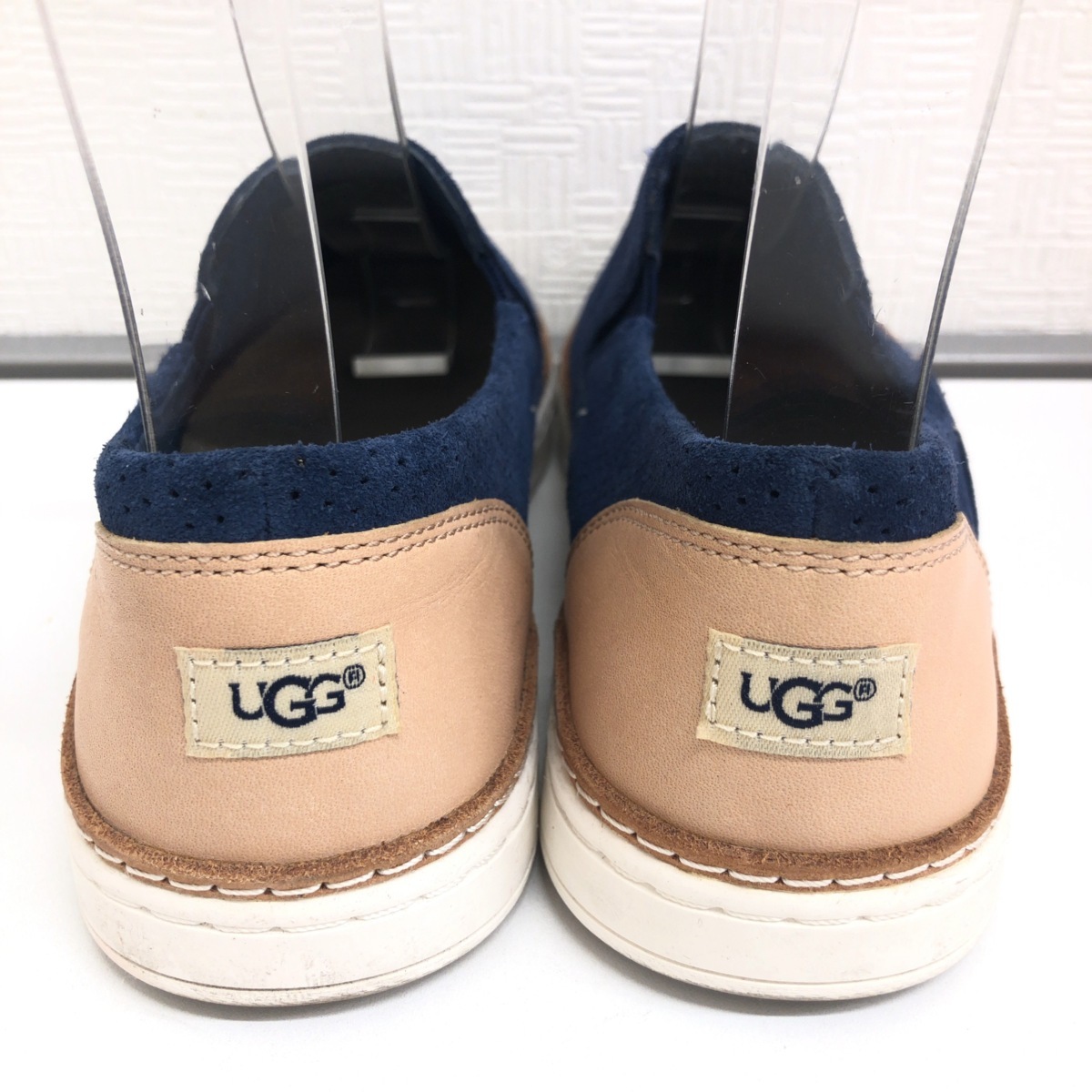 ○UGG アグ アドリー パーフ スリッポン 24.0cm 濃紺 ネイビー 