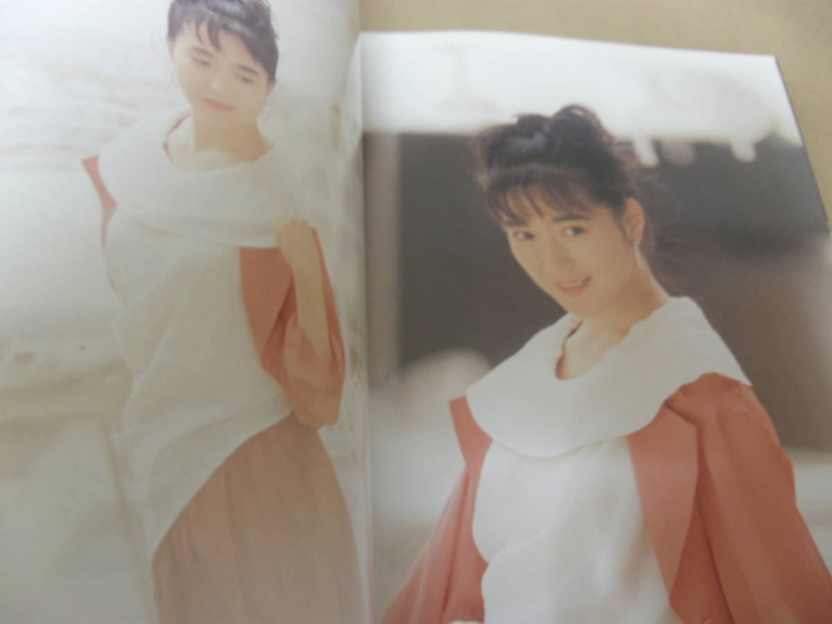 若村麻由美 写真集 花舞台 講談社 初版 軽度たわみ有 わ行 売買されたオークション情報 Yahooの商品情報をアーカイブ公開 オークファン Aucfan Com