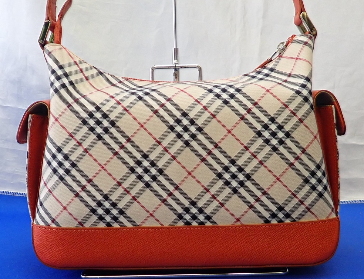 未使用 保管品 BURBERRY バーバリー ノバチェック ワンショルダー 