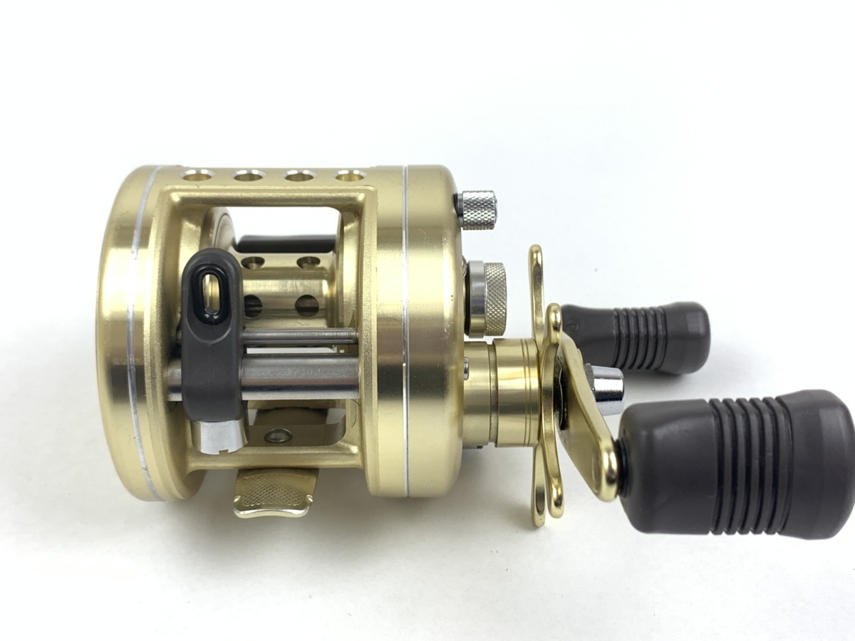 シマノ(SHIMANO) リール 12 カルカッタ 100 RIGHT | シマノ
