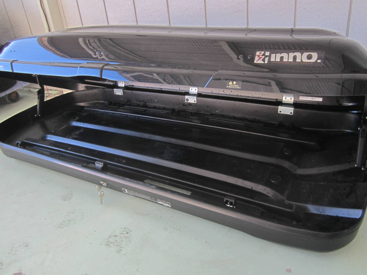 引取り限定！【埼玉県】INNO ルーフボックス BRQ33 鍵付き(ルーフ 