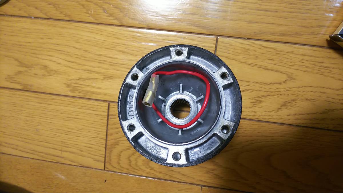 ナルディ ウッドステアリング ボス付き ナルディ クラッシックウッド