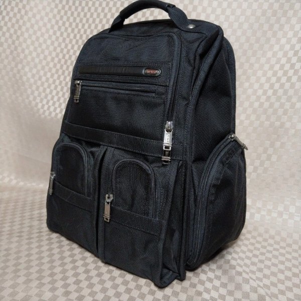 TUMI トゥミ 0 リュックサック PC収納 バックパック Compact バッグ 