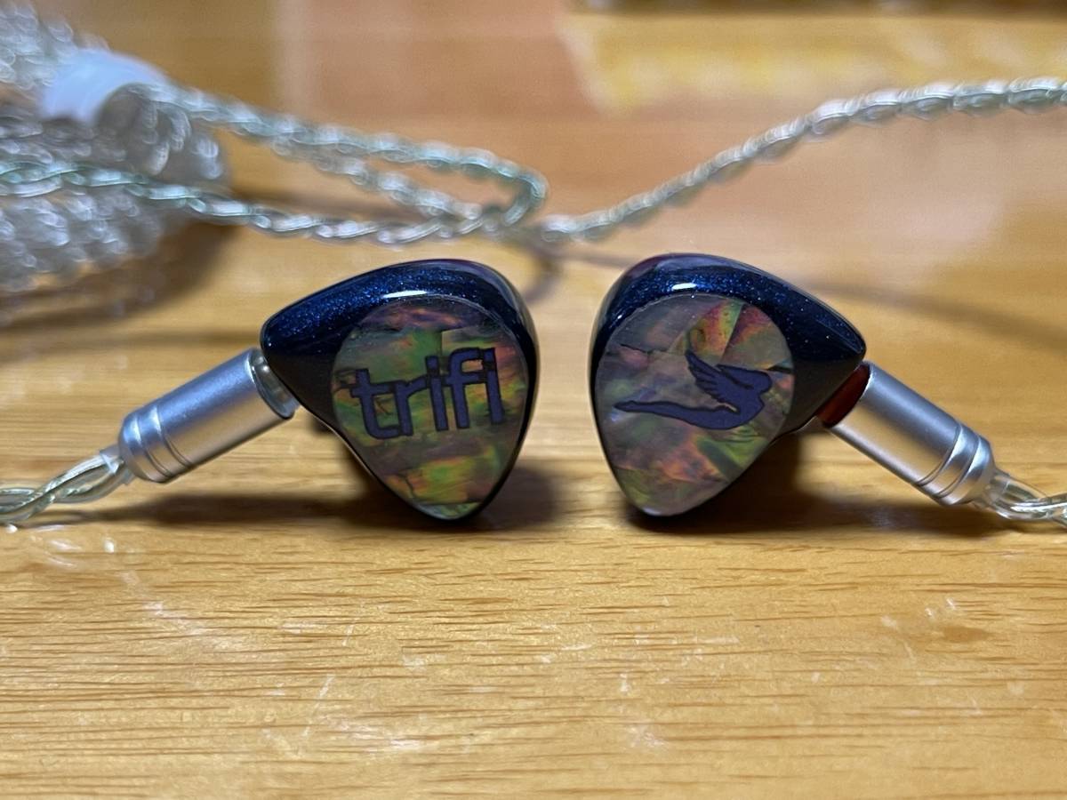 美品　JH Audio TriFi 10周年記念モデル 1000台限定モデル Ultimate Ears トリファイ イヤホン　おまけ付き