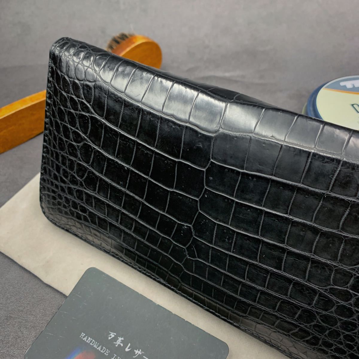 クロコダイル  本物ワニ革  長財布  ラウンドファスナー 内装オーストリッチ クロコダイル 長財布(ラウンドファスナー/オーストリッチ内装/センター