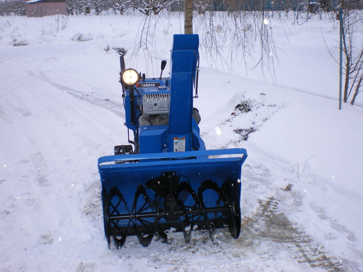 ☆ヤマハ除雪機YT1080E HST変速 バッテリー新品☆ (除雪機)｜売買され 