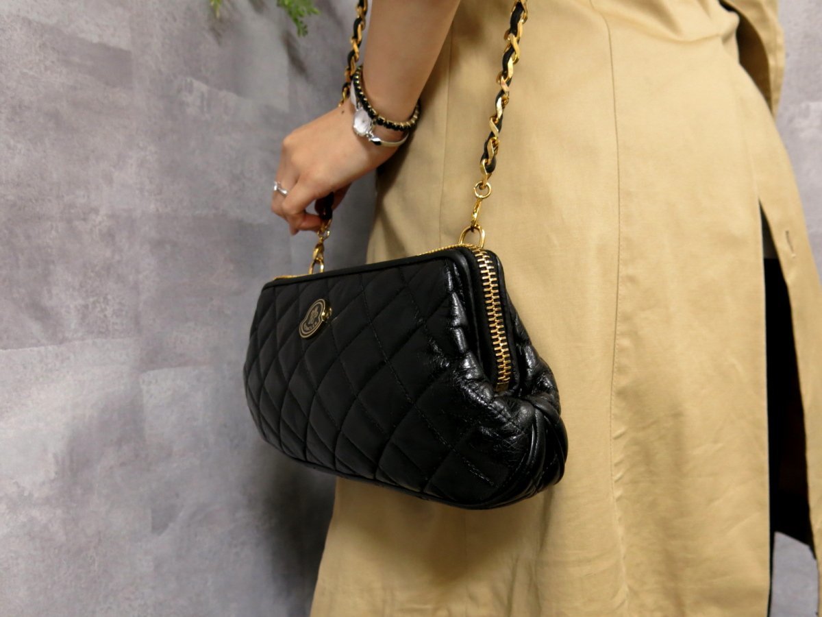 ○超美品○MONCLER モンクレール○しわ加工 キルティング レザー 本革 