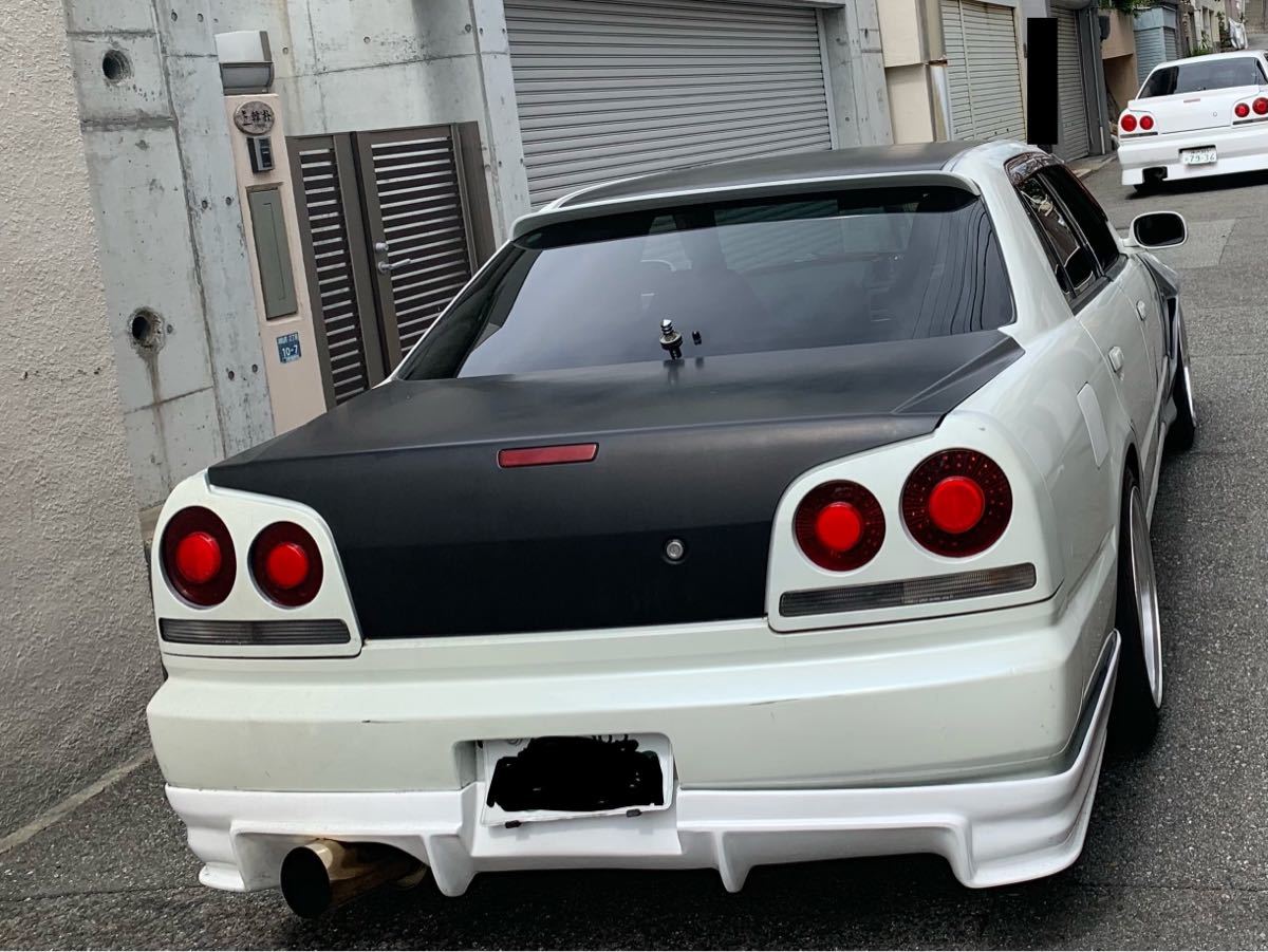 引き取り希望】日産ER34 HR34スカイライン 4ドアセダン用リアハーフ 