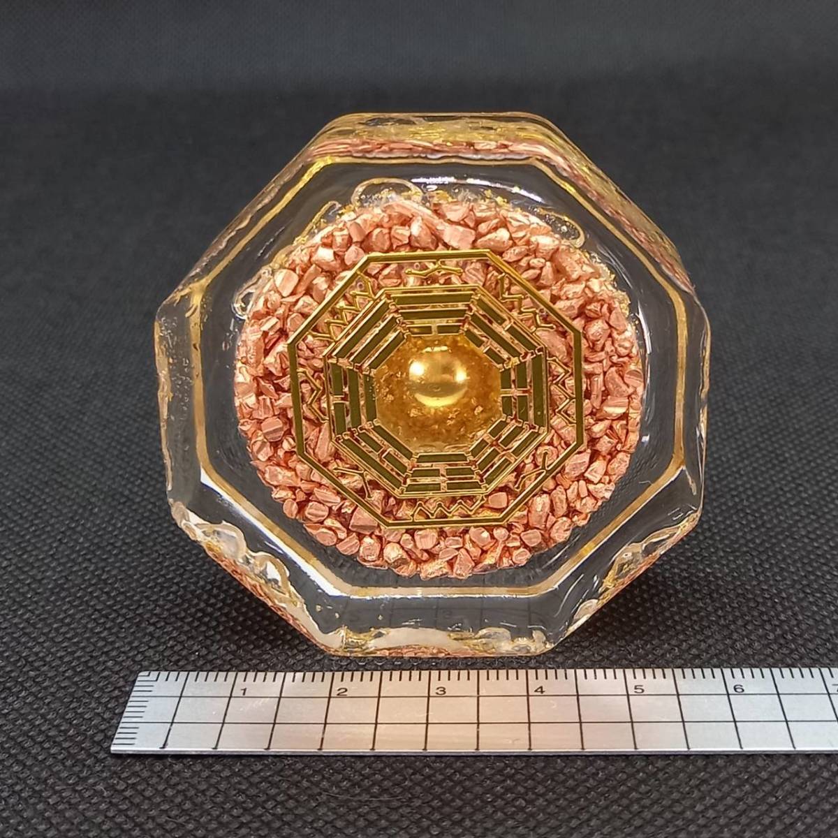 金運風水 全方向から幸せを引き入れる八角形オルゴナイト『金運万倍 全