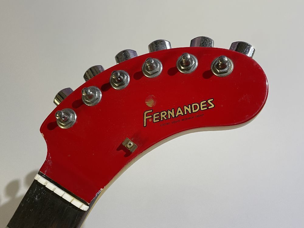32□□ FERNANDES ZO-3 ぞーさん / エレキギター / アンプ内蔵ギター