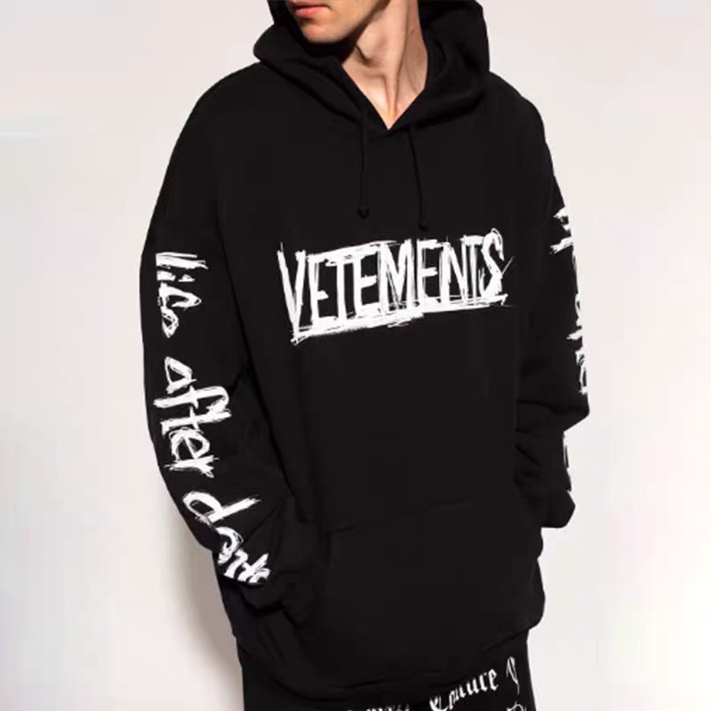 VETEMENTS ヴェトモン パーカー メンズ レディース フード付きパーカー