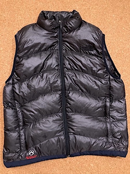 レア☆ノースフェイス SUMMIT アコンカグア ダウンベスト 黒/グレー M