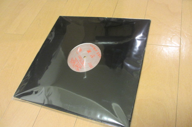 【人気定番，新作登場】 LAMP EYE ランプアイ 証言 - 赤ラベル 激レア(ラップ、ヒップホップ)｜売買されたオークション情報、yahooの商品情報をアーカイブ公開 - オークファン ラップ、ヒップホップ