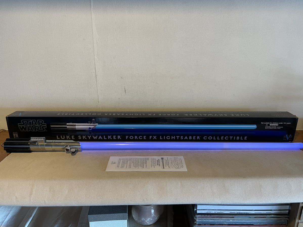 中古品 フォース FX ライトセーバー コレクティブル ルーク・スカイ