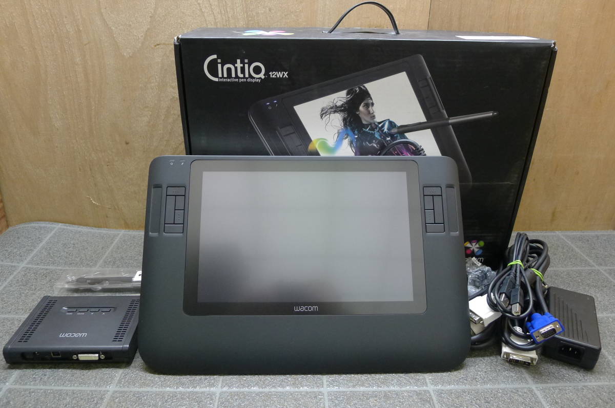 WACOM 液晶タブレットDTZ-1200W/G ◇Wacomワコム◇Cintiq 12WX◇DTZ 