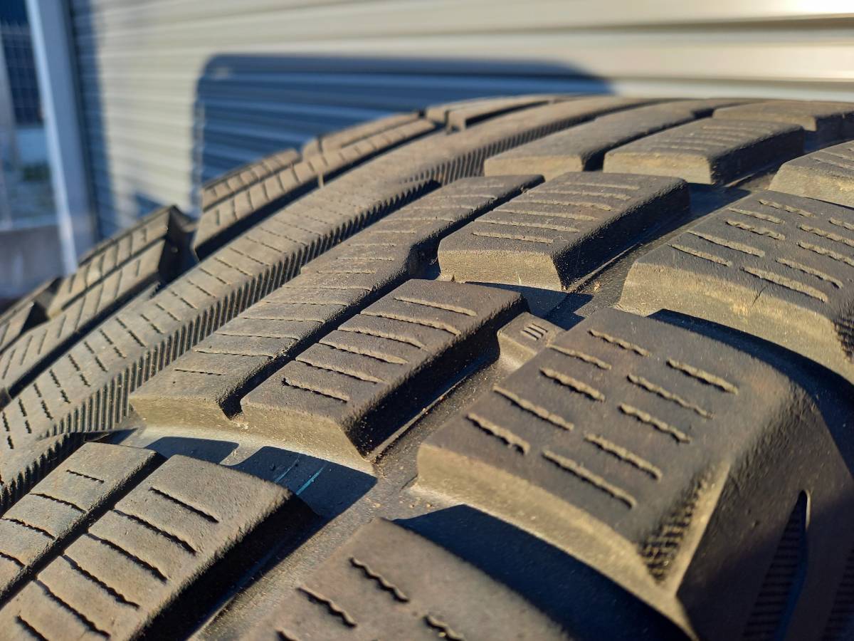 Continental スタッドレス くだらなく 265/70 R16 ランクル 