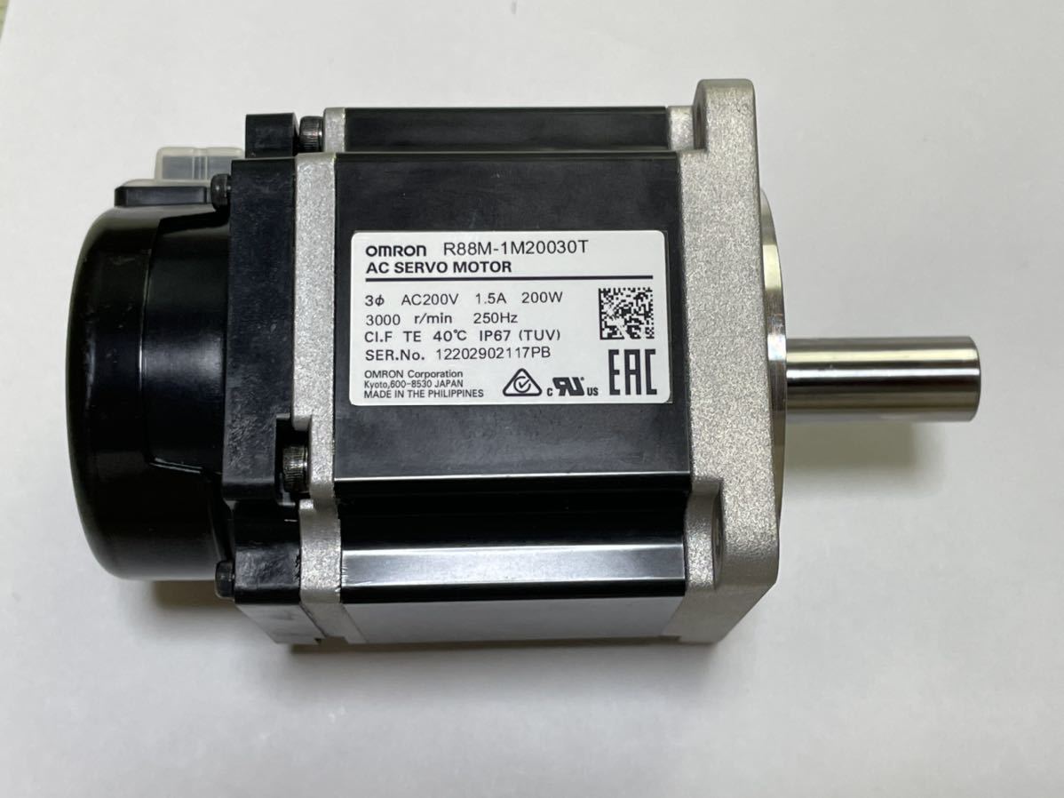 オムロン OMRON AC サーボモーター R88M-1M20030T 中古 使用頻度少 1S