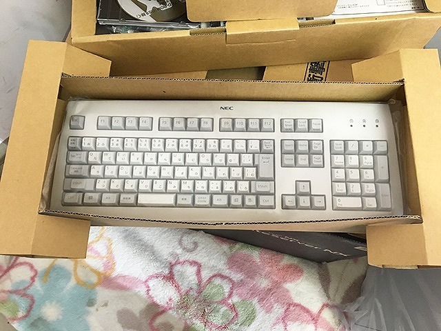 LHC42323大 ☆未使用☆ NEC MateServer NX PC98-NXシリーズ