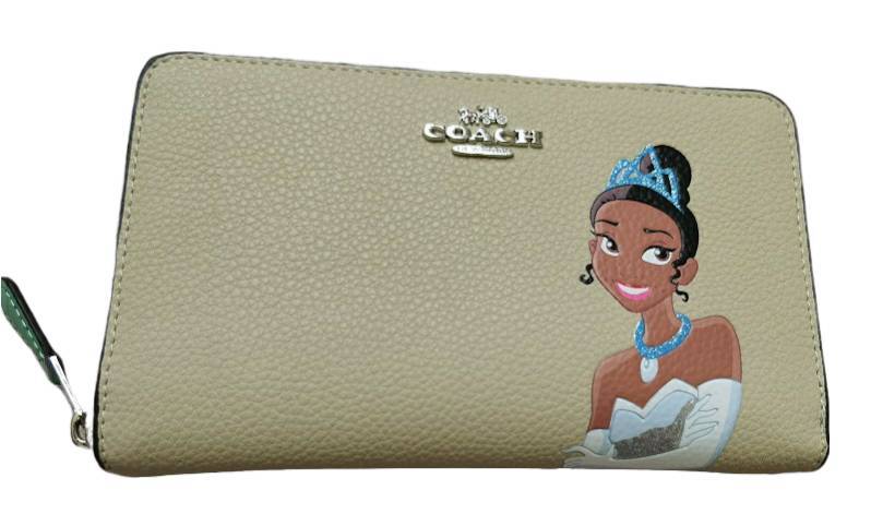 新品□コーチ COACH□ディズニーコラボ プリンセスと魔法のキス 