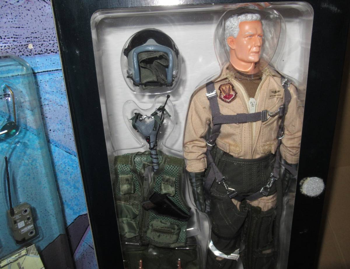 DRAGON 1/6 9th FIGHTER SQUADRON F117A NIGHT HAWK PILOT 2001年 戦闘