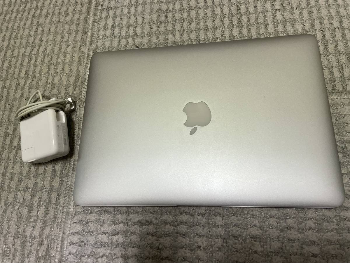 中古動作品 / MacBook Air 2017 / 13インチ / A1466 / Core i5
