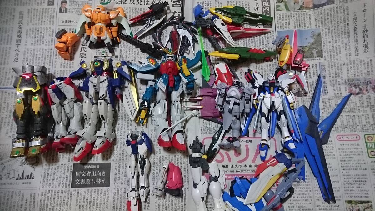 1円～ バンダイ スケール不明 ガンプラ ガンダム 完成欠品 破損 塗装 