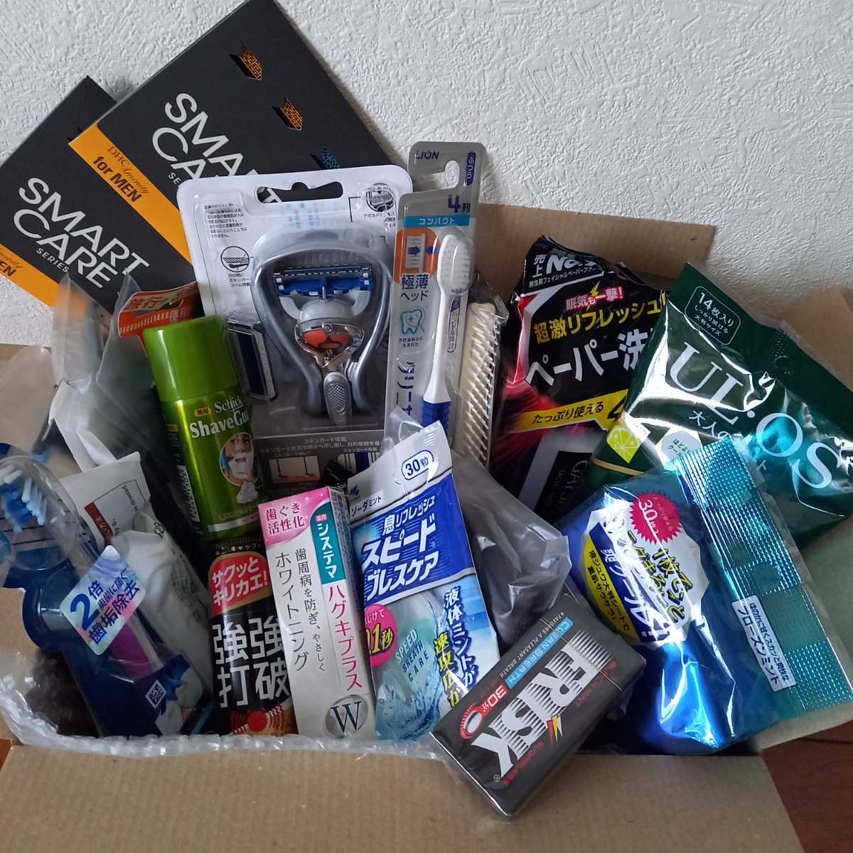 メンズ アメニティセット 大量 ペーパー洗顔 髭剃り プレスケア 歯ブラシ 強強打破 33点 セット 売買されたオークション情報 Yahooの商品情報をアーカイブ公開 オークファン Aucfan Com
