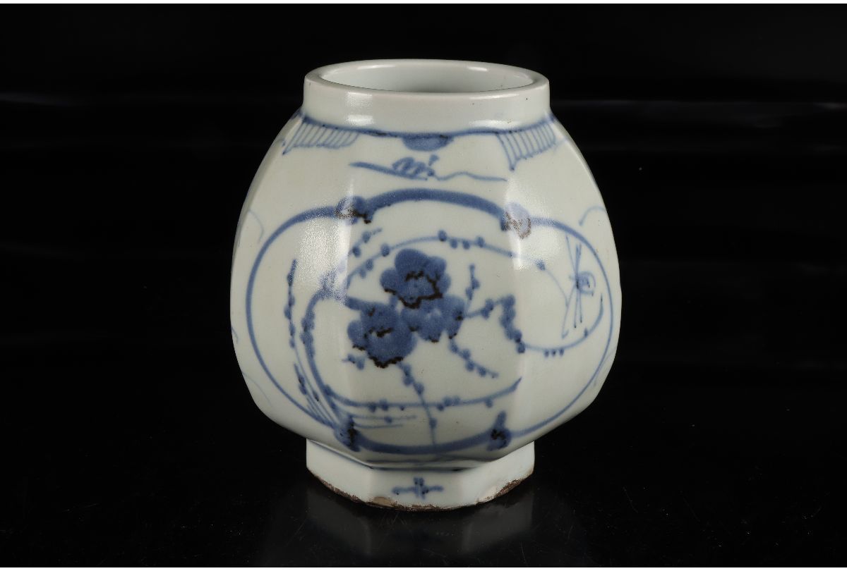 割引新品 [URA]李朝古染付梅草文花瓶/13cm/5-1-294(検)骨董/置物