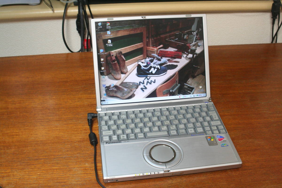 定番，2025 PCカードスロット有り Panasonic Let's note CF-W2 Pentium M 1GHz/12.1インチ/40GB/256MB/DVD-ROM/Windows XP Pro ジャンク扱い 現状渡し(12インチ～)｜売買されたオークション情報、yahooの商品情報をアーカイブ パナソニック、松下電器産業